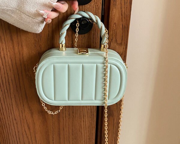 Clutch Her - Image 4